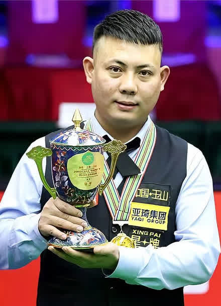 前锋朱鹏宇 前锋朱鹏宇