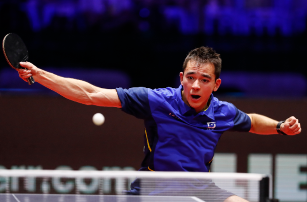 观众展现出 观众展现出