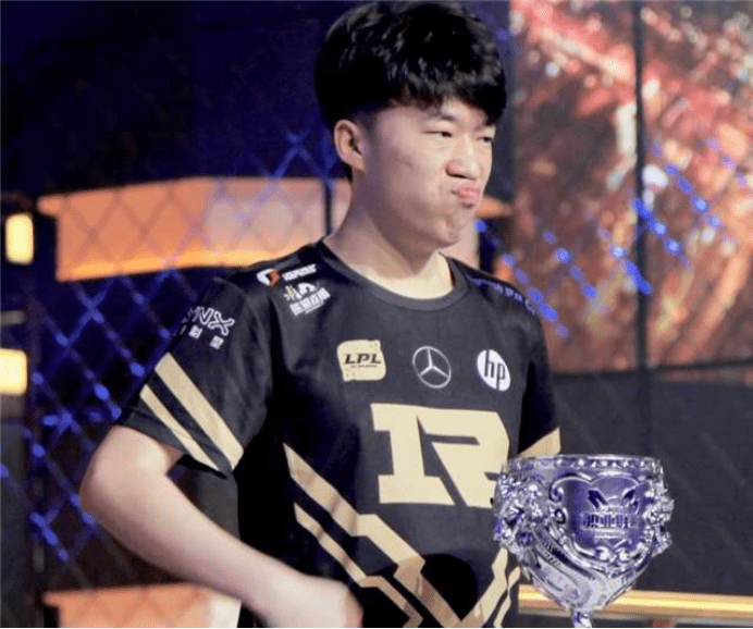 网络上引发 网络上引发