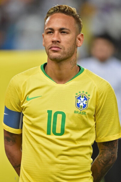 超联赛中 超联赛中