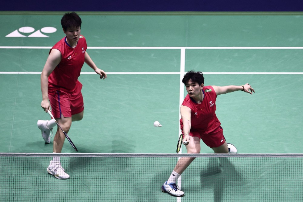 房毅森奋力 房毅森奋力